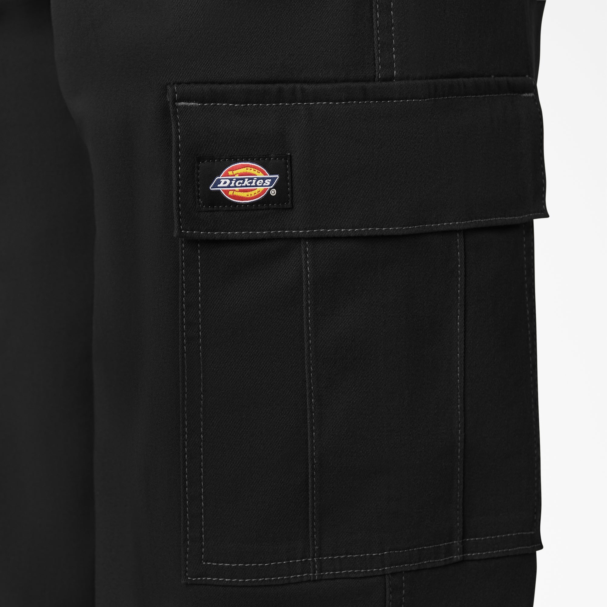 Women's Relaxed Fit Contrast Stitch Cropped Cargo Pants - Image 7